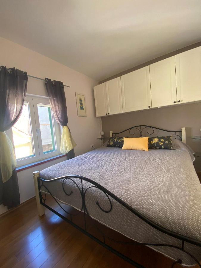 Cosy Accommodation In The Center Of Split Exterior photo